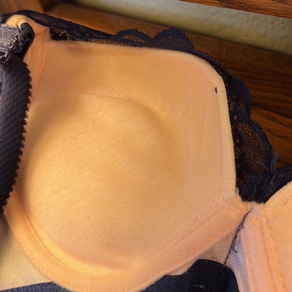28A Women’s Bra Petite Fit Sexy Style No Underwire Navy Satin & Lace - Picture 6 of 16